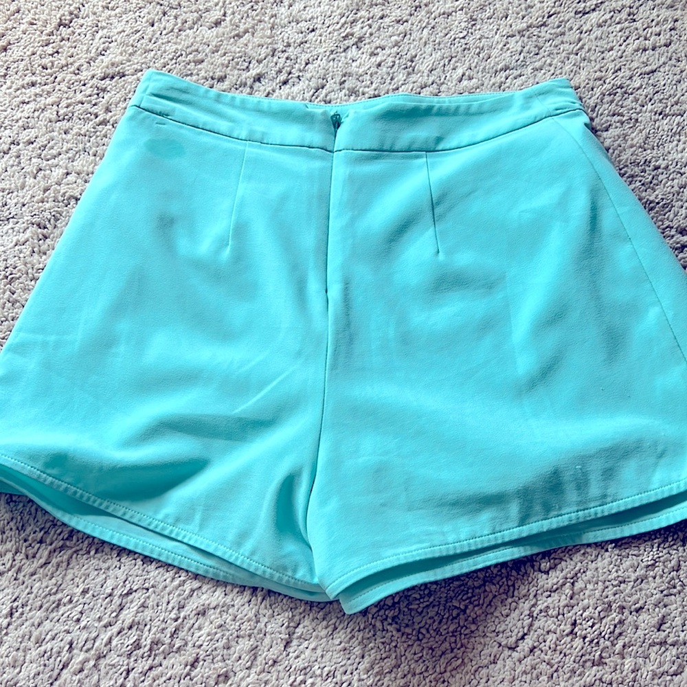 Bebe shorts - Picture 2 of 5